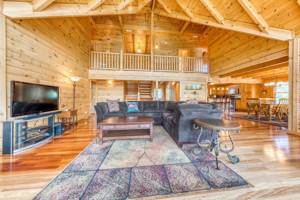 Majestic Lakefront Lodge Sevierville Ngoại thất bức ảnh