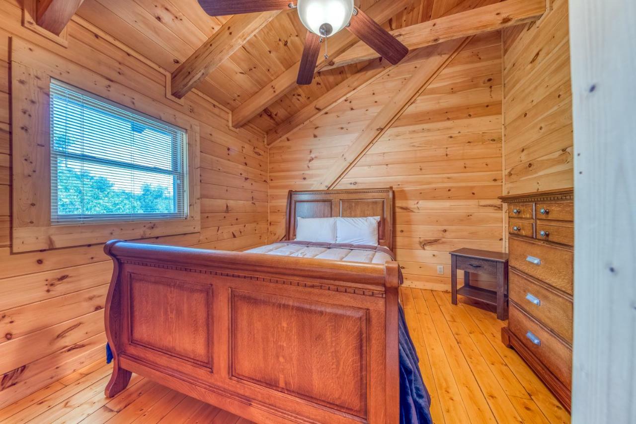 Majestic Lakefront Lodge Sevierville Ngoại thất bức ảnh