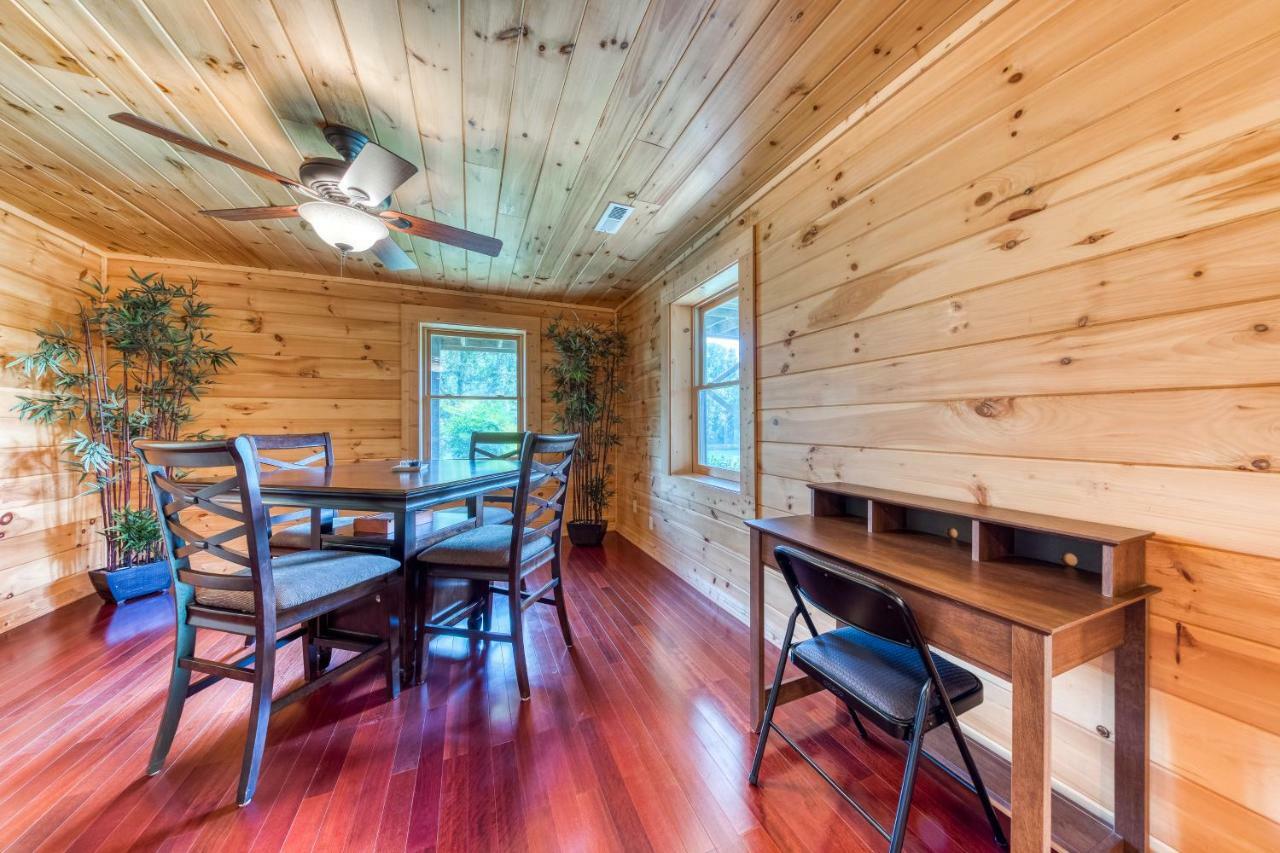 Majestic Lakefront Lodge Sevierville Ngoại thất bức ảnh