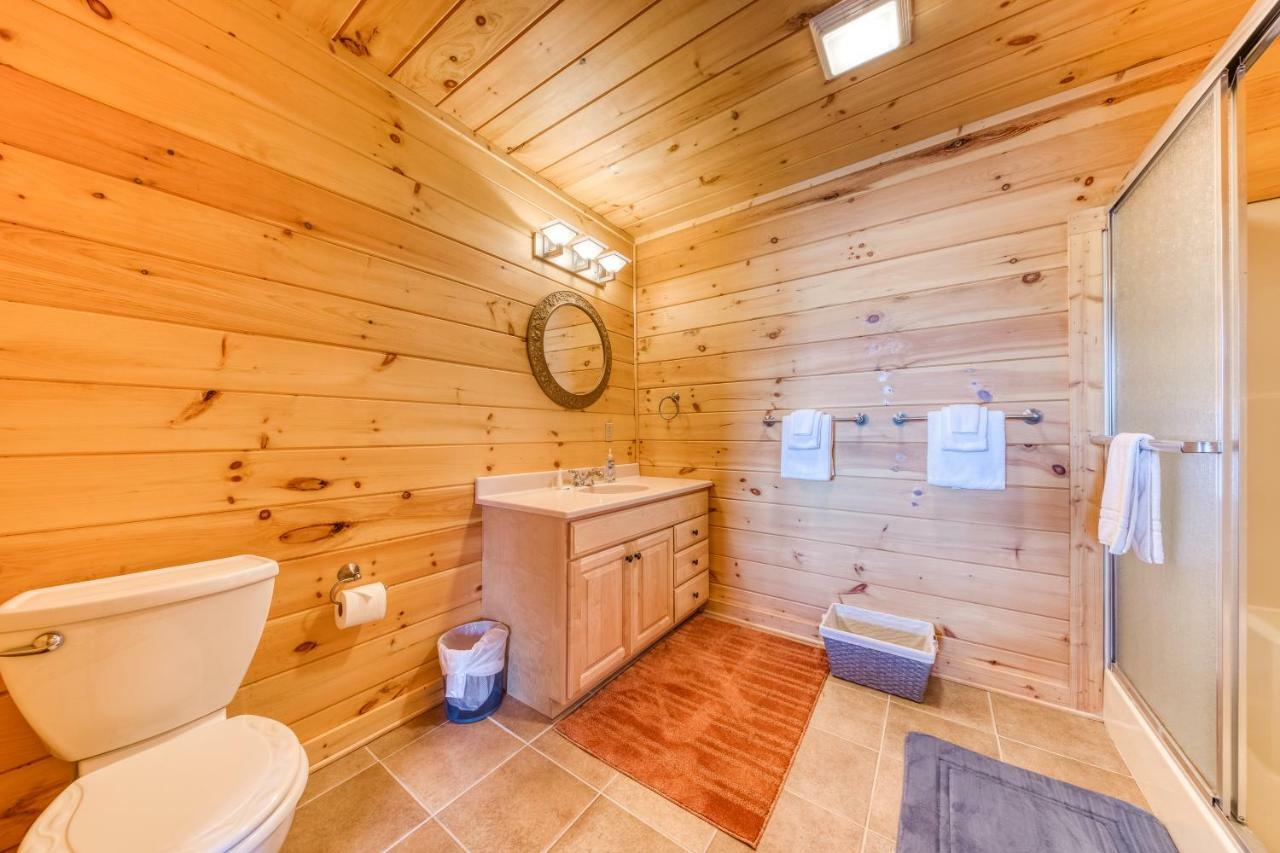 Majestic Lakefront Lodge Sevierville Ngoại thất bức ảnh