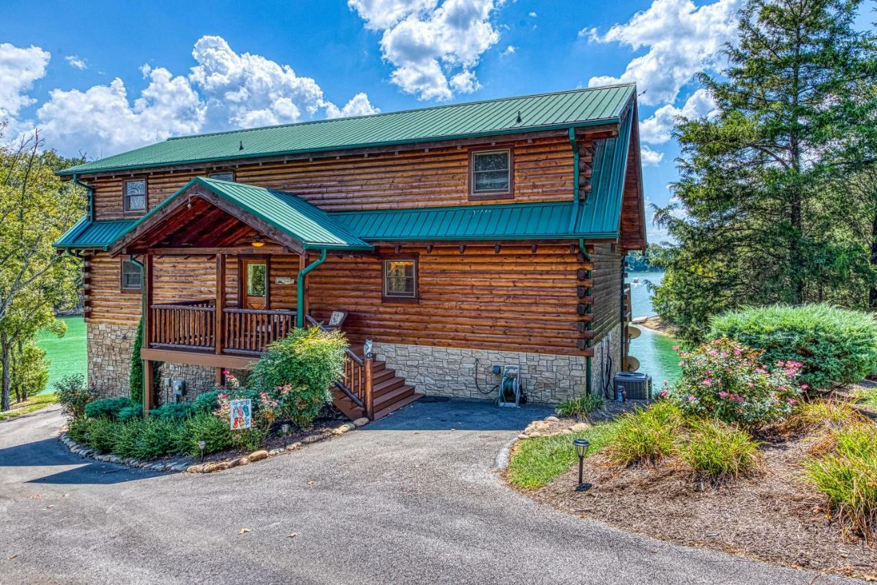 Majestic Lakefront Lodge Sevierville Ngoại thất bức ảnh