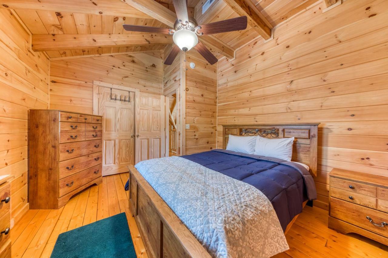 Majestic Lakefront Lodge Sevierville Ngoại thất bức ảnh
