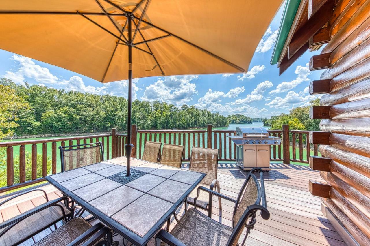 Majestic Lakefront Lodge Sevierville Ngoại thất bức ảnh