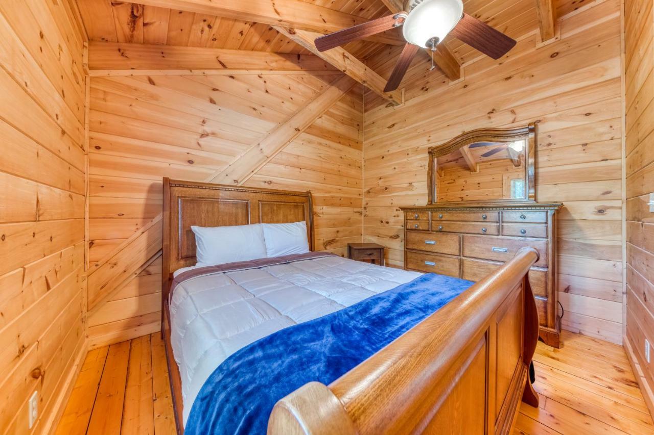 Majestic Lakefront Lodge Sevierville Ngoại thất bức ảnh