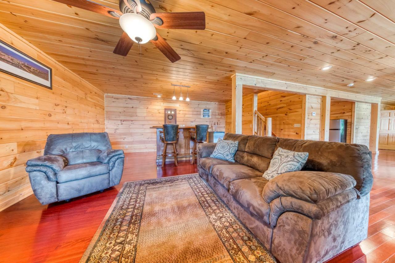 Majestic Lakefront Lodge Sevierville Ngoại thất bức ảnh