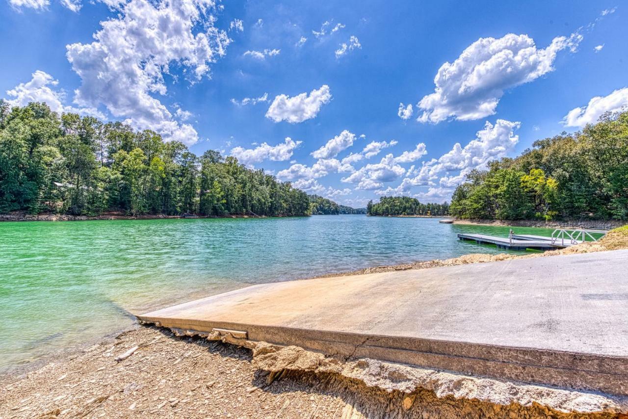 Majestic Lakefront Lodge Sevierville Ngoại thất bức ảnh